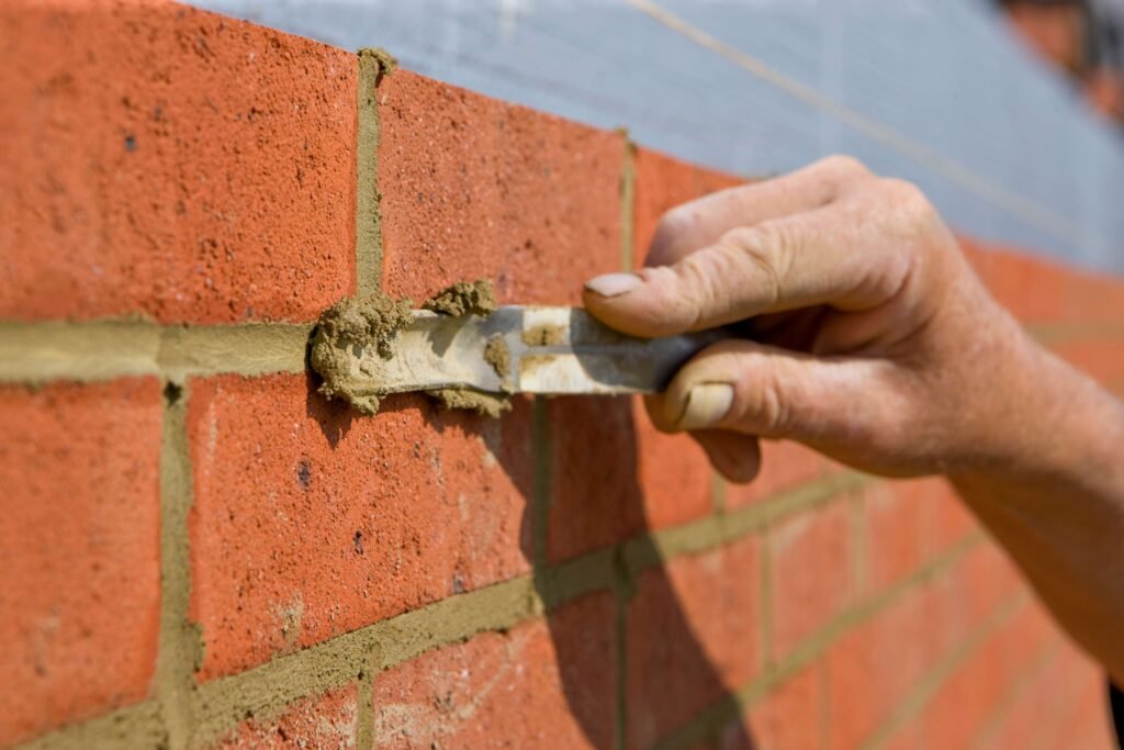 6 Benefits of Brick Pointing (And Why NYC Buildings Need It)